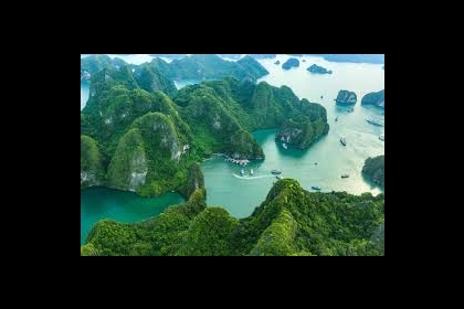 Why should you choose Halong Bay as your summer travel destination?