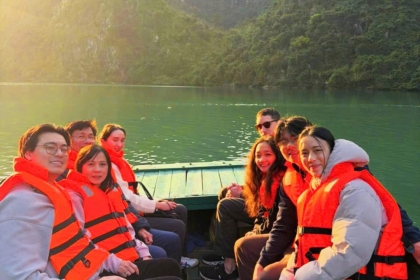 Vietnam 10 Day Tour From South to North