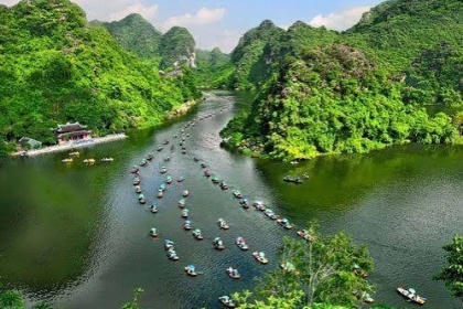 Vietnam 15-Day Tour Package – Best Deal from $1,580 (Save $550)