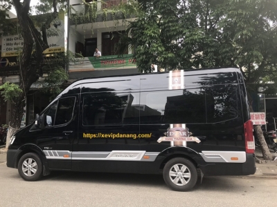 岘港现代索拉蒂豪华轿车租车  1   天的价格